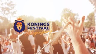 Wat een ONVERGETELIJK feest!
KoningsFestival Hillegersberg 2025 was één grote oranjewolk van gezelligheid, muziek en magie! Van dansende menigten tot zingende kinderen, van knallende optredens tot stralende zon — de sfeer was écht fantastisch!
De energie, de liefde, de lachende gezichten… dit moet je zien om te geloven. Duik in de aftermovie en beleef het feest opnieuw!
•
•
•
#Koningsdag #Componistenwijk #KoningsFestivalHillegersberg #KFH #KoningsFestival #oranjecomponisten #Rotterdam #Hillegersberg #ILoveLex